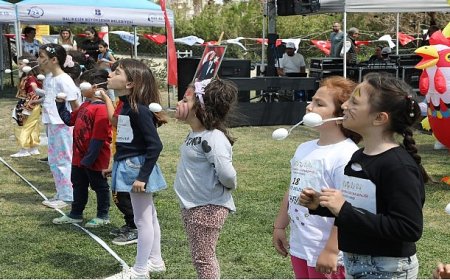 25. Uçurtma Şenliği’nde Binlerce Uçurtma Gökyüzüne Uçtu