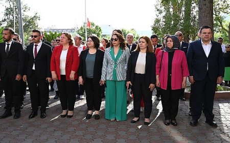 Kemer’de 23 Nisan Ulusal Egemenlik ve Çocuk Bayramı kutlandı