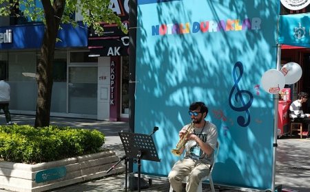 Cumhuriyet Bulvarı’nda 23 Nisan’a özel “Notalı Duraklar”