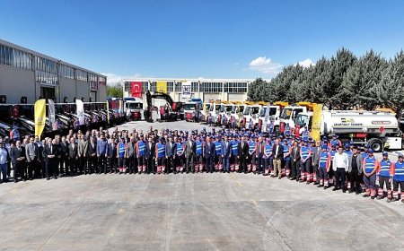 Başkan Altay: “100 Milyon Lira Bedelle KOSKİ’ye 24 Yeni İş Makinesi Daha Kazandırdık”