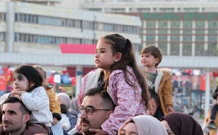 “Elif’in Düşleri” 23 Nisan şenliklerine katıldı