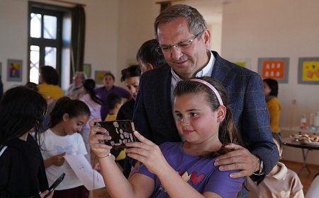 Ayvalık’ta Geleneksel Oyunlarla Dolu Renkli Bir Gün