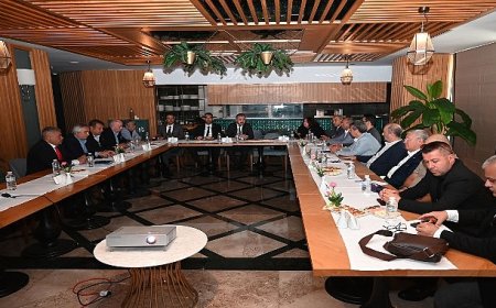 Kemer Turizm Komisyonu toplantısı yapıldı