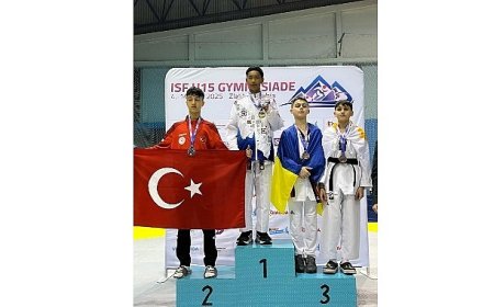 İzmir’li Öğrenciden Dünya İkinciliği Gururu!