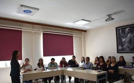 EÜ’den “Aile Yaşamında Dijital Bir Duvar: Oyun Bağımlılığı” söyleşisi