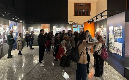 Yunan ziyaretçiler, Yanık Yurt sergisini gezdi
