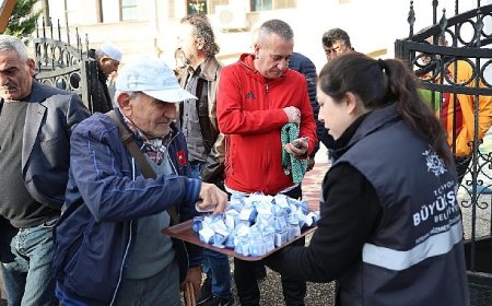 Aydın Büyükşehir Belediyesi’nden lokumlu bayramlaşma