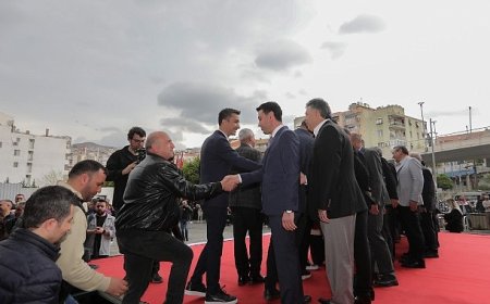 Başkan Önal, personelle bayramlaştı 