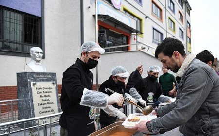 Yeşilova Mahallesi’nde 1000 kişilik iftar sofrası