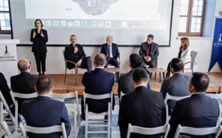 Tugay: İzmir’de süreç iyi yönetilmeseydi su krizi yaşardıkTugay: İzmir’de süreç iyi yönetilmeseydi su krizi yaşardık