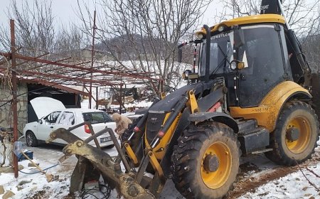 Büyükşehir Belediyesi’nden Alanya’da kar temizleme çalışması