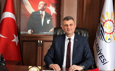 Başkan Sezer, “Kahramanlık Destanı Çanakkale Zaferi’nin 110. Yılı Kutlu Olsun”