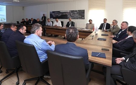 Başkan Büyükakın: “Şehrimizi geleceğe taşıyoruz”