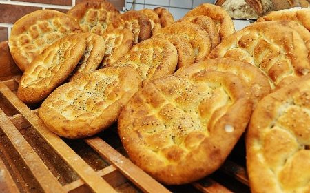 ‘Askıda Pide’ dayanışması Ramazan bereketini çoğaltıyor