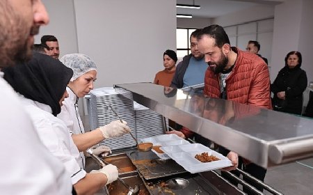 Nilüfer’de iftar sofraları dayanışmayı artırıyor