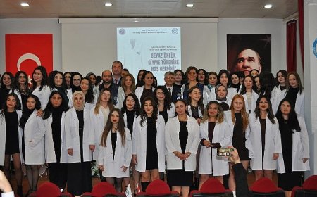 Ege Üniversitesi Ödemiş Sağlık Bilimleri Fakültesi “Beyaz Önlük Giyme Töreni” düzenledi