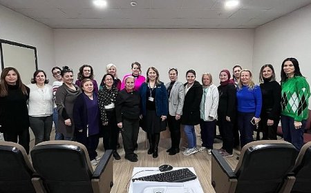 EÜ Hemşirelik Fakültesi “Rehber Hemşire Sertifika Eğitimi” düzenledi