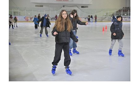 Başkan Dutlulu’dan Öğrencilere Karne Hediyesi