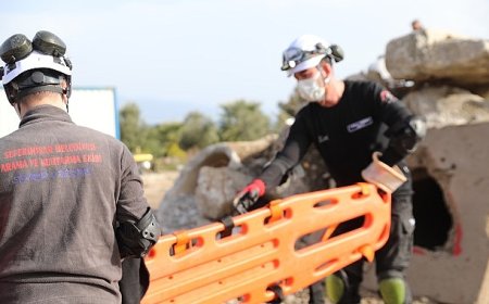 Seferihisar Arama Kurtarma (SAK) ekibi afetlere karşı hazırlıklarını aralıksız sürdürüyor