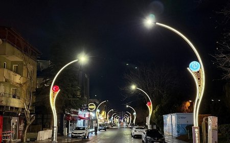 Şehit Ergün Köncü Caddesi ışıl ışıl