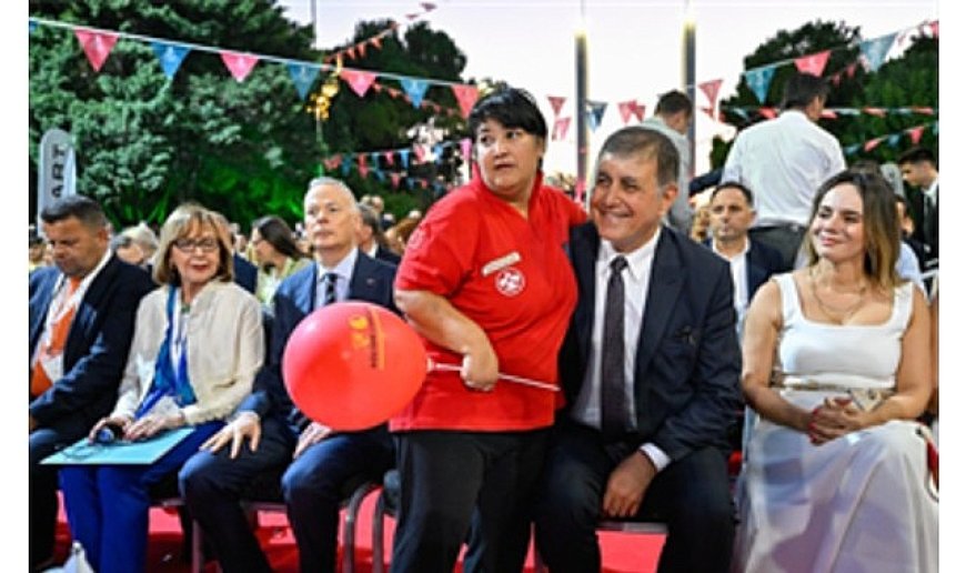 İzmir Enternasyonal Fuarı’na ilk gününde büyük ilgi