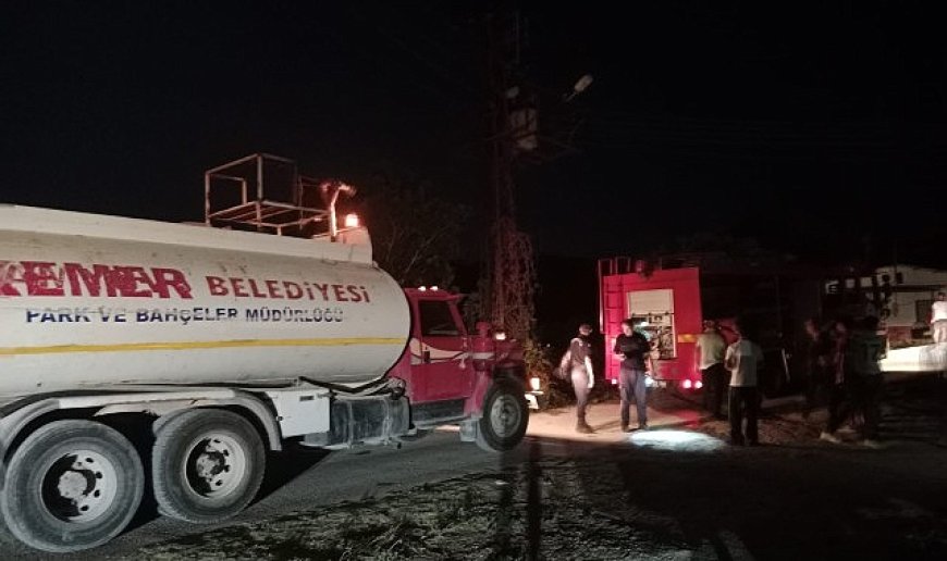 Kemer Belediye ekiplerinden trafo yangınına müdahale