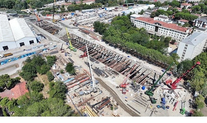 Metro tünelini açacak dev köstebekler geldi!