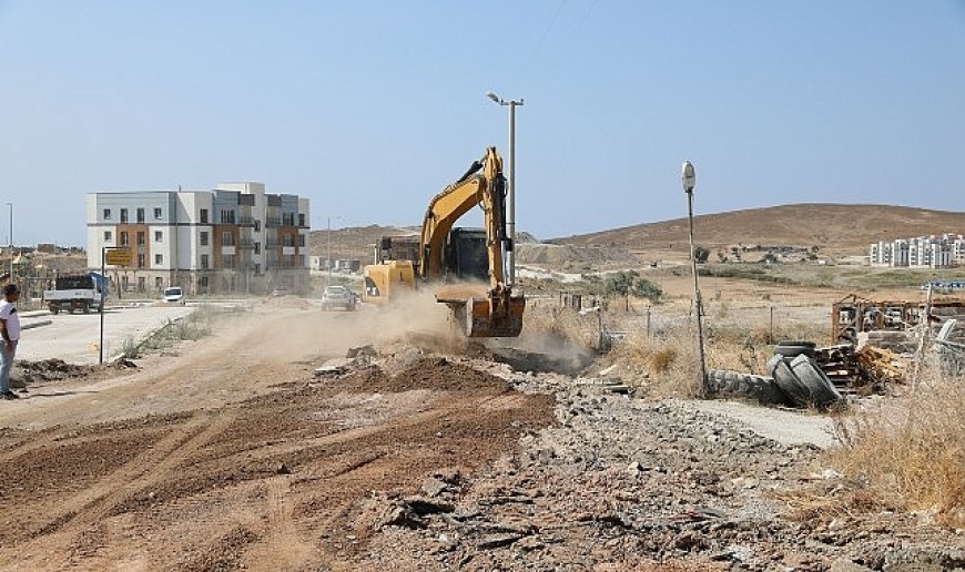 Seferihisar’da 2 kilometrelik yol yenileme çalışması başladı