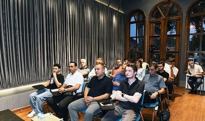 Osmangazi’de girişimci gençler, ilham veren bir hikâyeyle buluştu