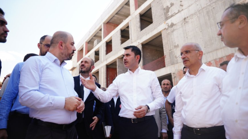 Bakan Kurum deprem bölgesinden çalışma görüntüleri paylaştı