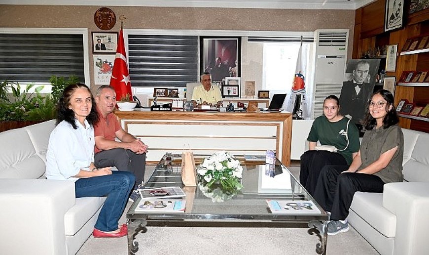 Başkan Topaloğlu’na burs teşekkürü