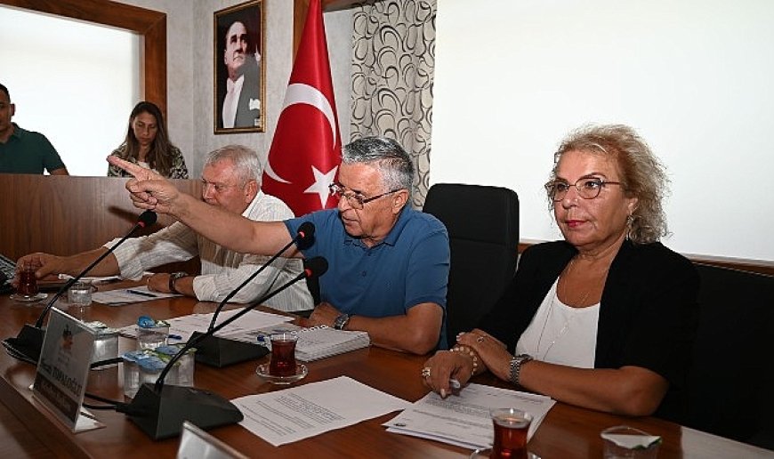 Kemer Belediyesi Ağustos ayı meclisi yapıldı