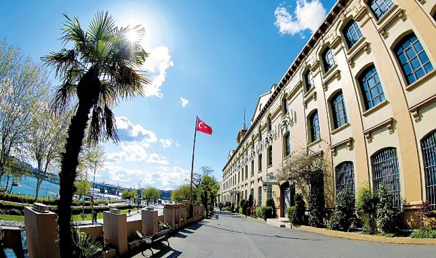 Kadir Has Üniversitesi’nden Yapay Zekâ Destekli Tercih Rehberi: KHASGPT