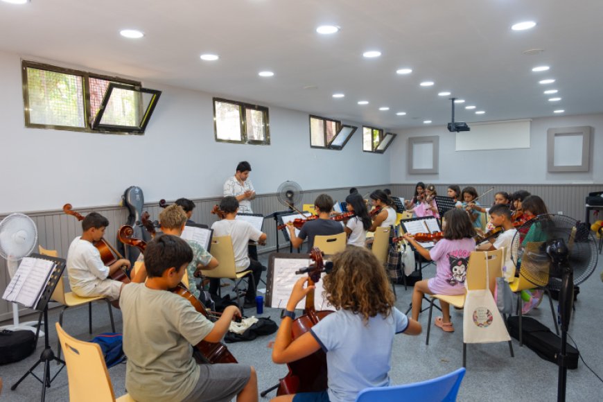 Adalar Çocuk ve Gençlik Orkestrası’ndan uluslararası ilk müzik okulu