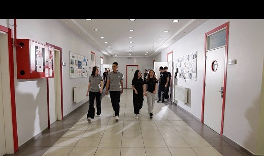 Liseye geçiş süreci, öğrencilerin hayatlarındaki önemli bir dönüm noktasıdır