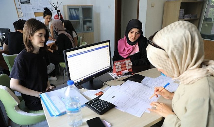 Keçiören Belediyesi’nden LGS Öğrencilerine Ücretsiz Tercih Desteği
