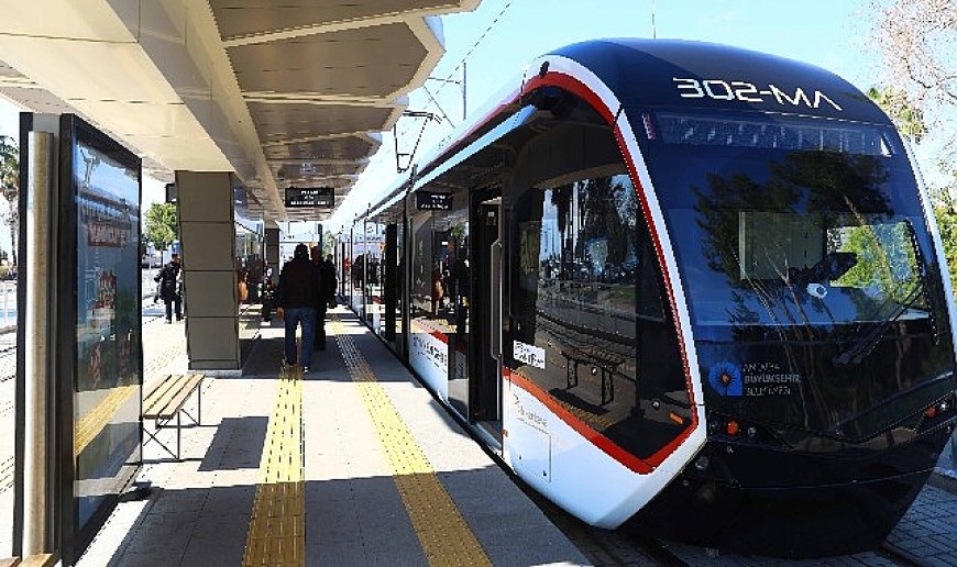 Büyükşehir’in toplu ulaşım araçları 15 Temmuz’da ücretsiz