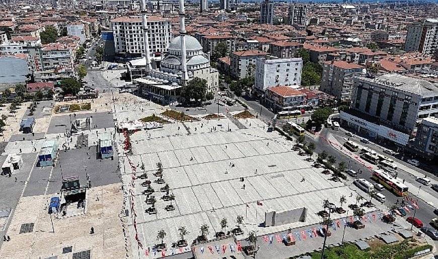 Cumhurbaşkanı Erdoğan’ın Bayrak Çağrısı Bağcılar’da Karşılık Buldu