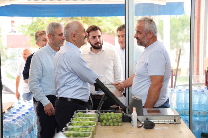 Başkan Büyükgöz Barış Mahallesi esnafıyla kahvaltıda buluştu