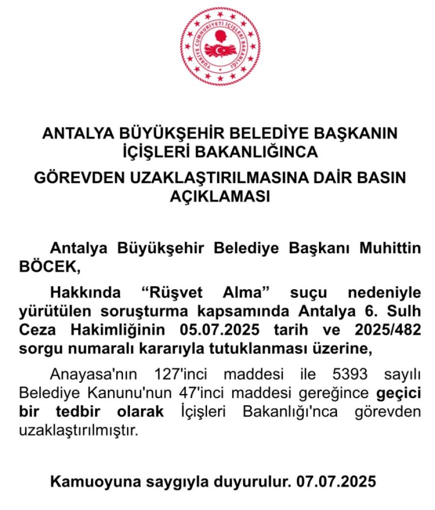Muhittin Böcek görevden uzaklaştırıldı