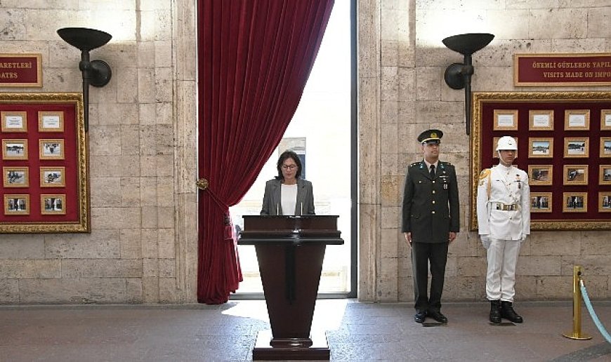 PKU Aile Derneği’nden 20. Yılında Anlamlı Ziyaret: Anıtkabir’de PKU ve Yenidoğan Tarama Programına Dikkat Çekildi