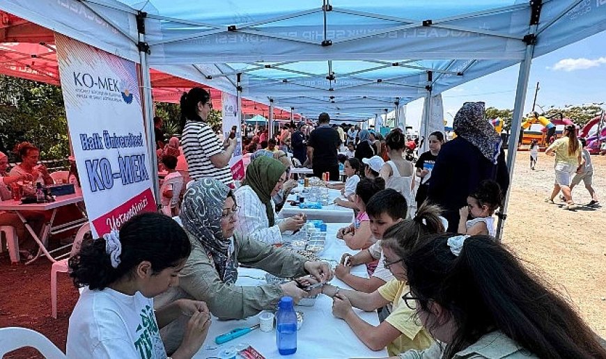 Sahilde şenlik, denizde yarış