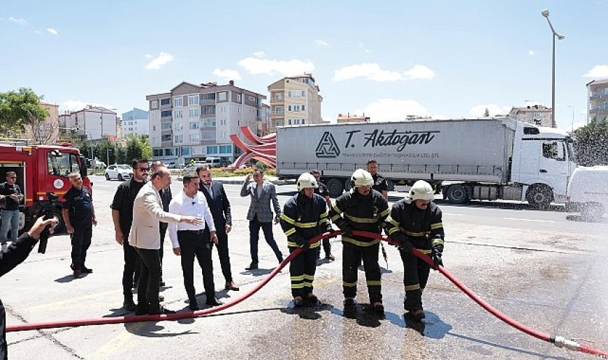 Nevşehir Belediyesi, Türkiye’nin İlk Elektrikli Araç Yangınına Özel Söndürme Sistemi Geliştirdi