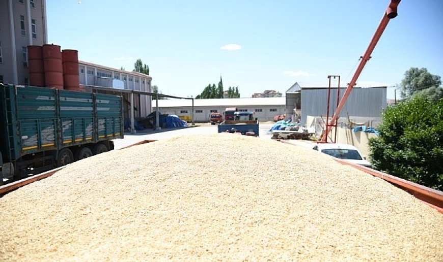 “Çiftçimizin Emeği Kutsaldır”