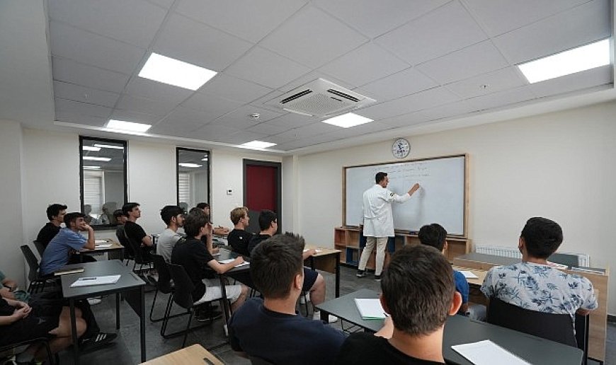 Lise Medeniyet Akademileri’nde Yaz Dönemi Kayıtları Başlıyor
