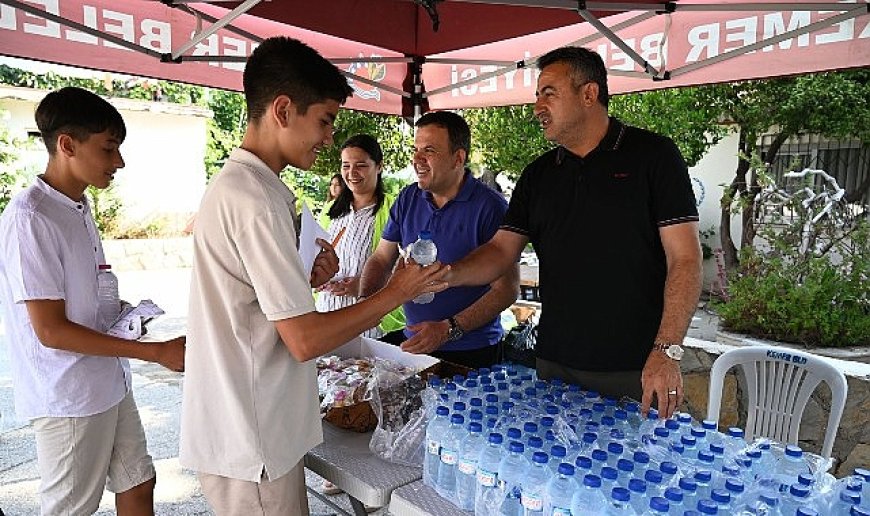 Kemer Belediyesi’nden LGS’ye giren öğrencilere su ve şeker