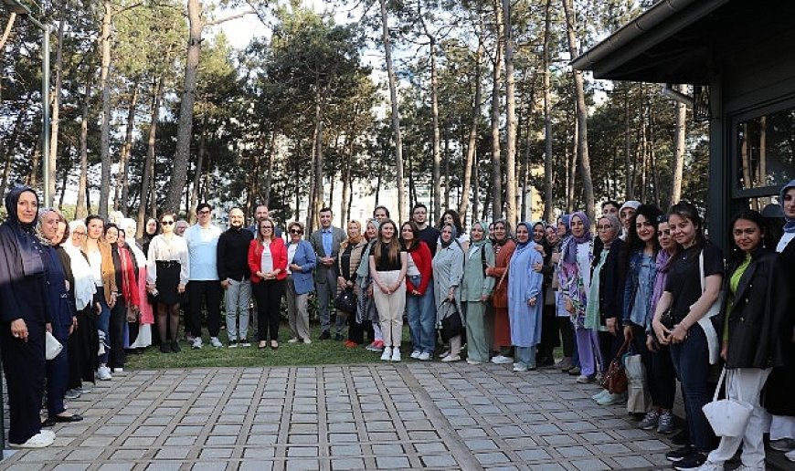 Üsküdar Üniversitesi, “Bilim Kafe Buluşmaları” ile bilimi halkla buluşturdu!