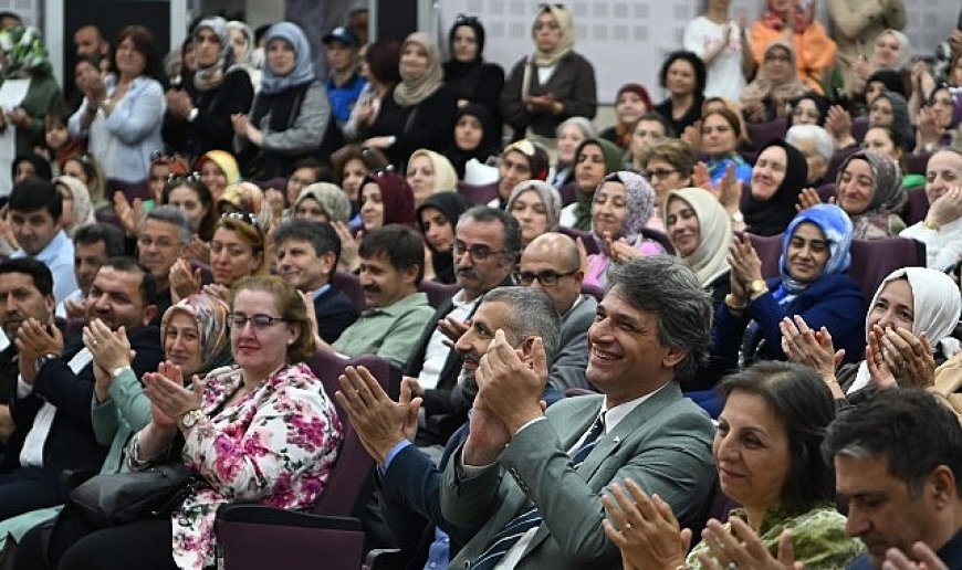 KARMEK Yıl Sonu Sergisi Büyük Beğeni Topladı