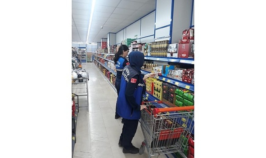 Büyükşehir zabıtasından market denetimi