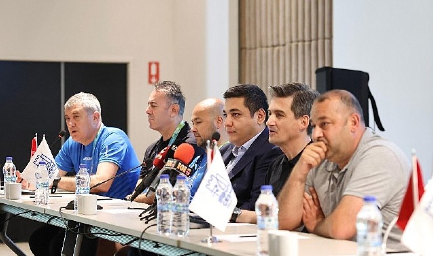 29 ülkeden 2 bin 606 sporcu Çeşme’de koşacak